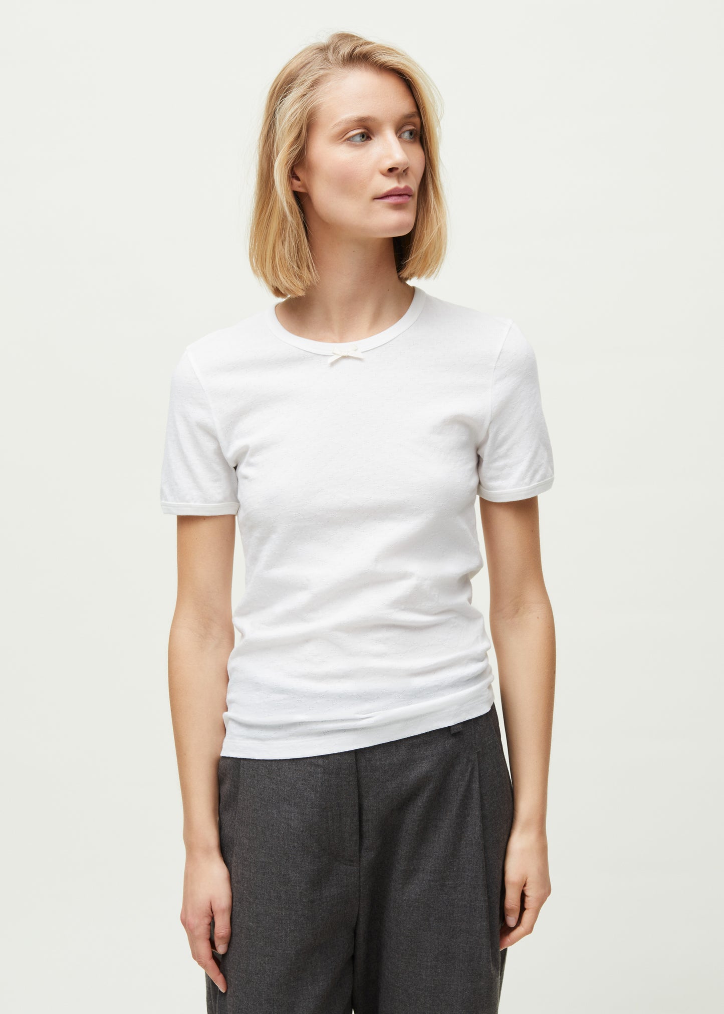 Aiayu Messhu Tee White