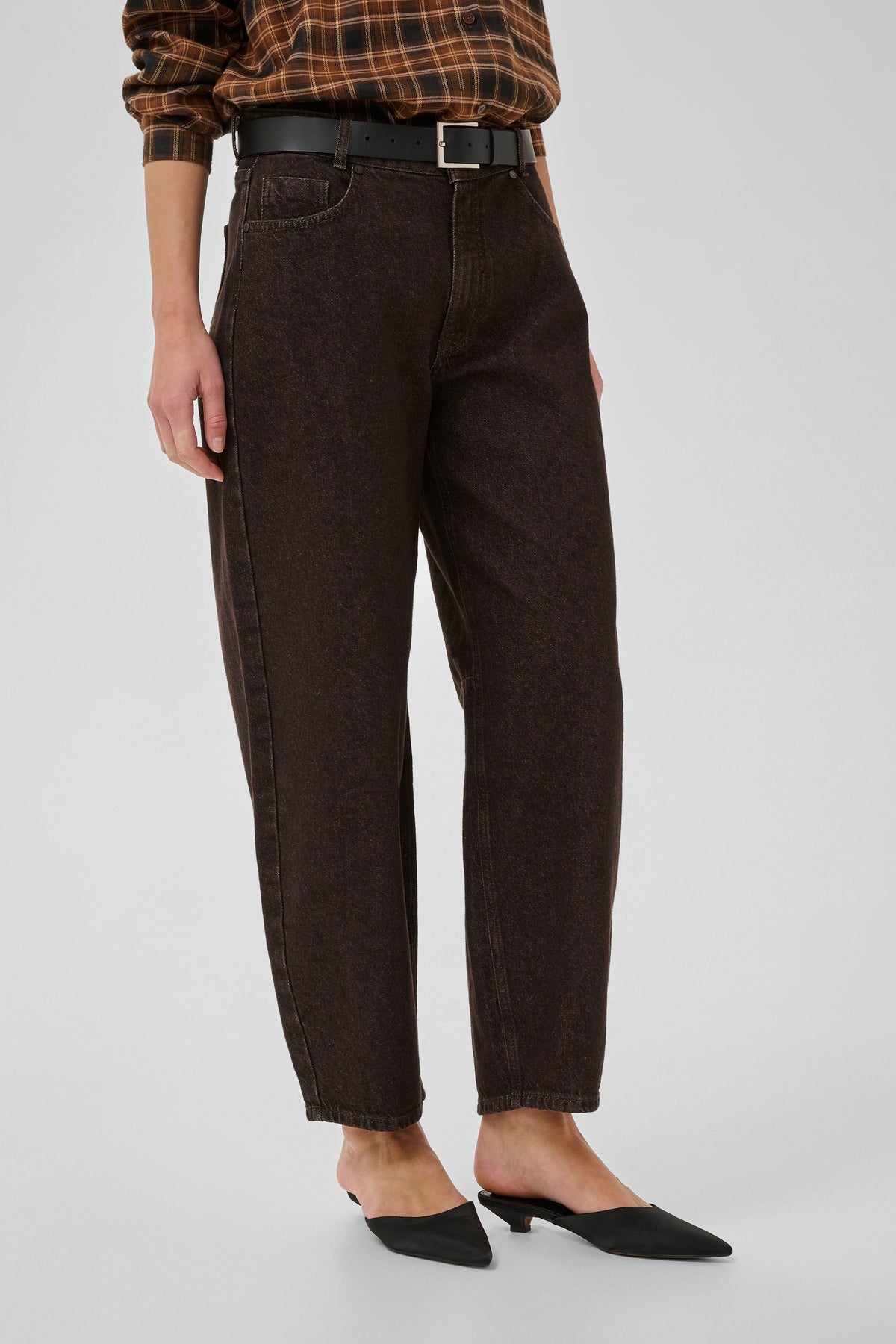 My Essential Wardrobe Barrel Lance Jeans