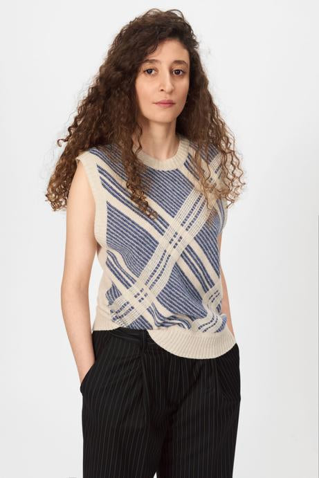 Nué Notes Malik Vest