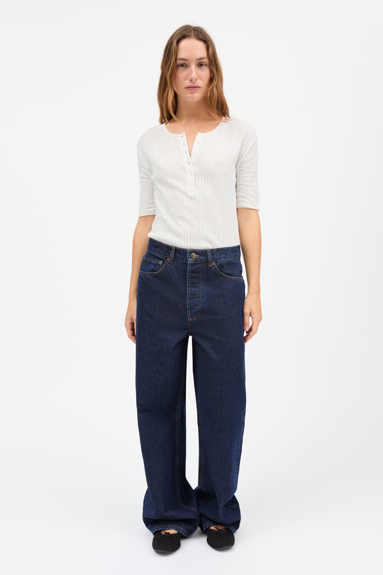 Shell Studio Life Henley Tee