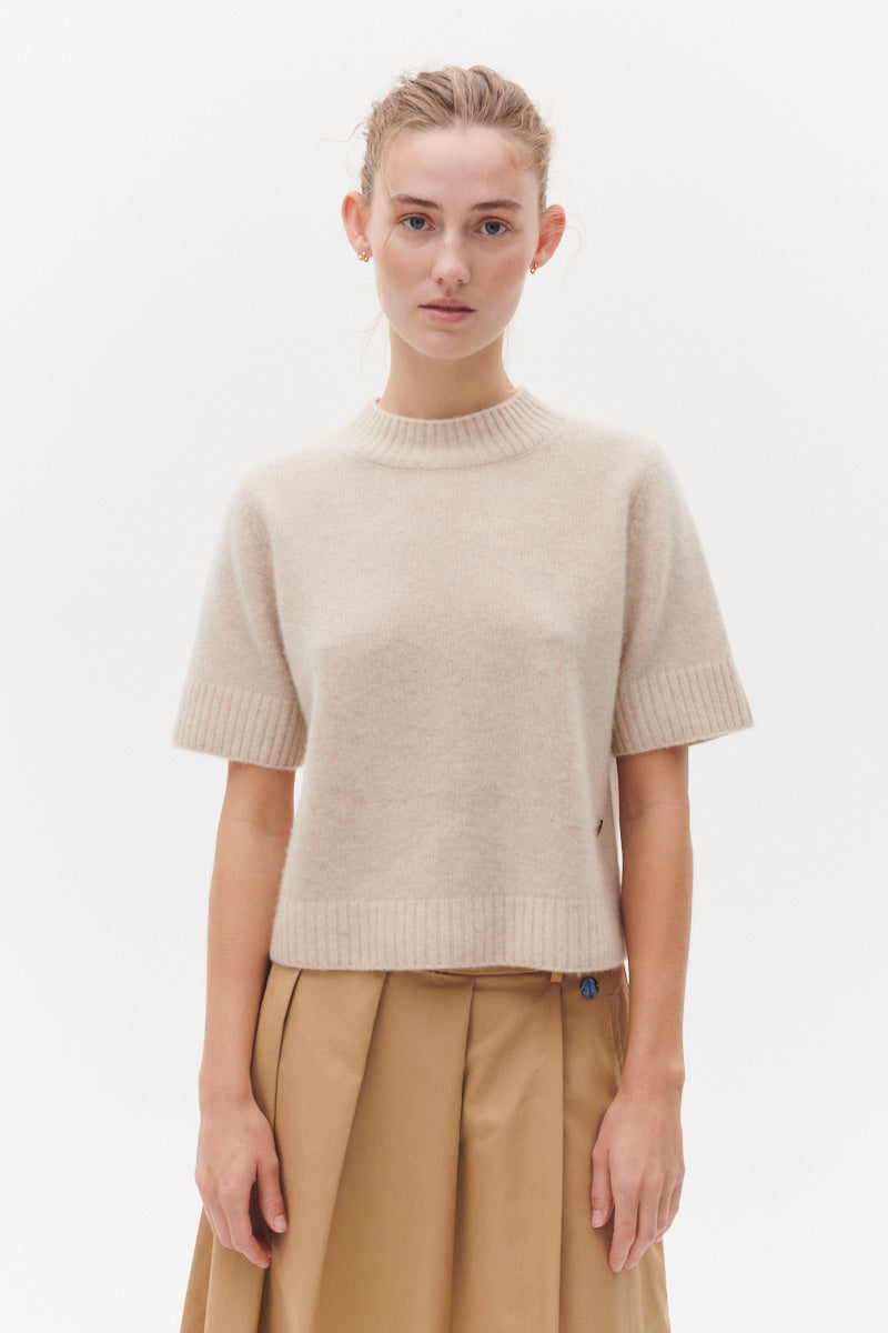 Beta Studios Mie Short Sleeve