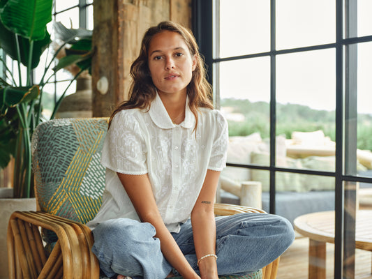 MABE Ruby EMB S/S Top Top - Ecru/White